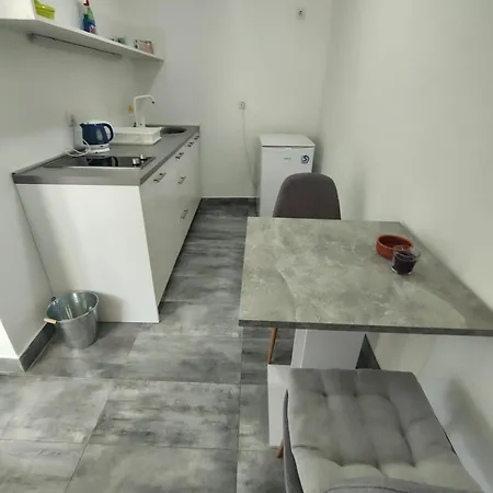 דירה Vanaris Appartments מוסטר