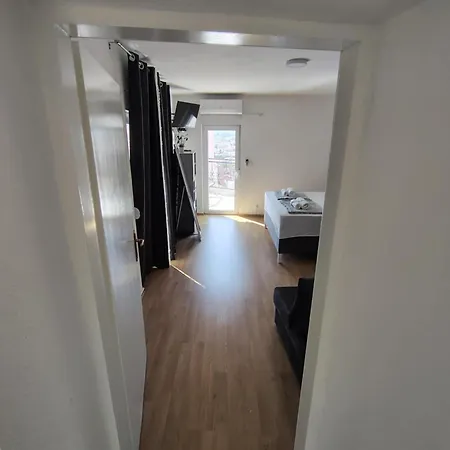 Vanaris Appartments *